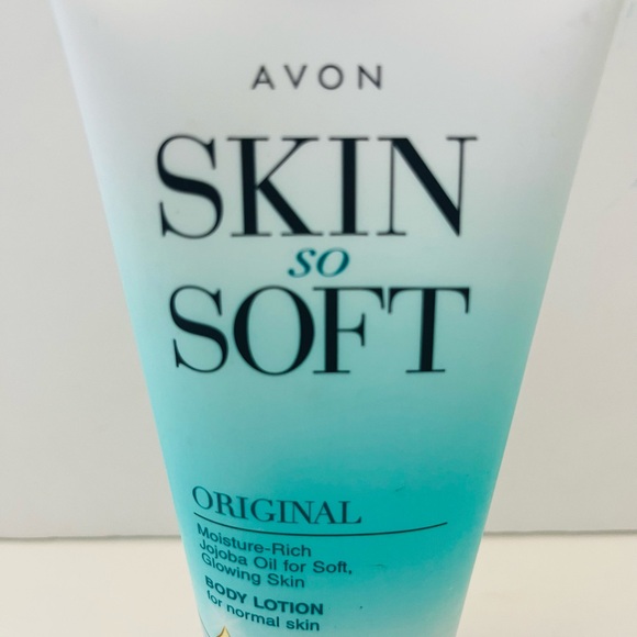 Avon Skin So Soft Lot of 2 Original Moisture Rich Body Lotion & Shower Gel - Picture 7 of 10